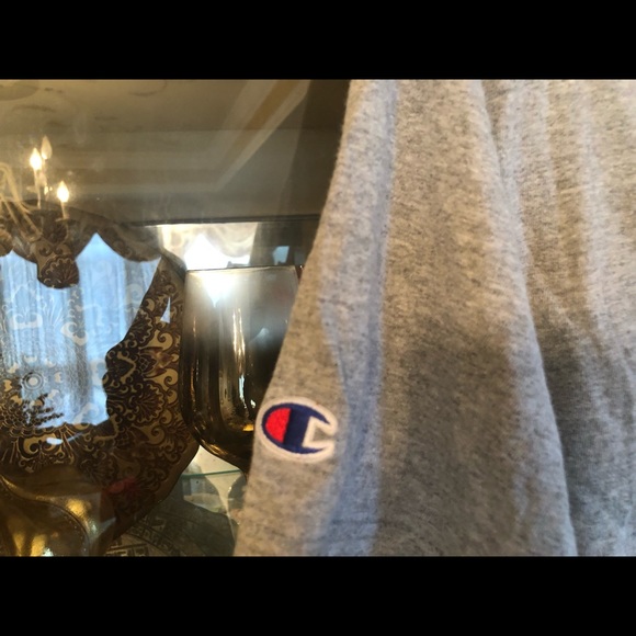 VMI (Virginia Military Institute) Authentic Champions shirt - Picture 3 of 3